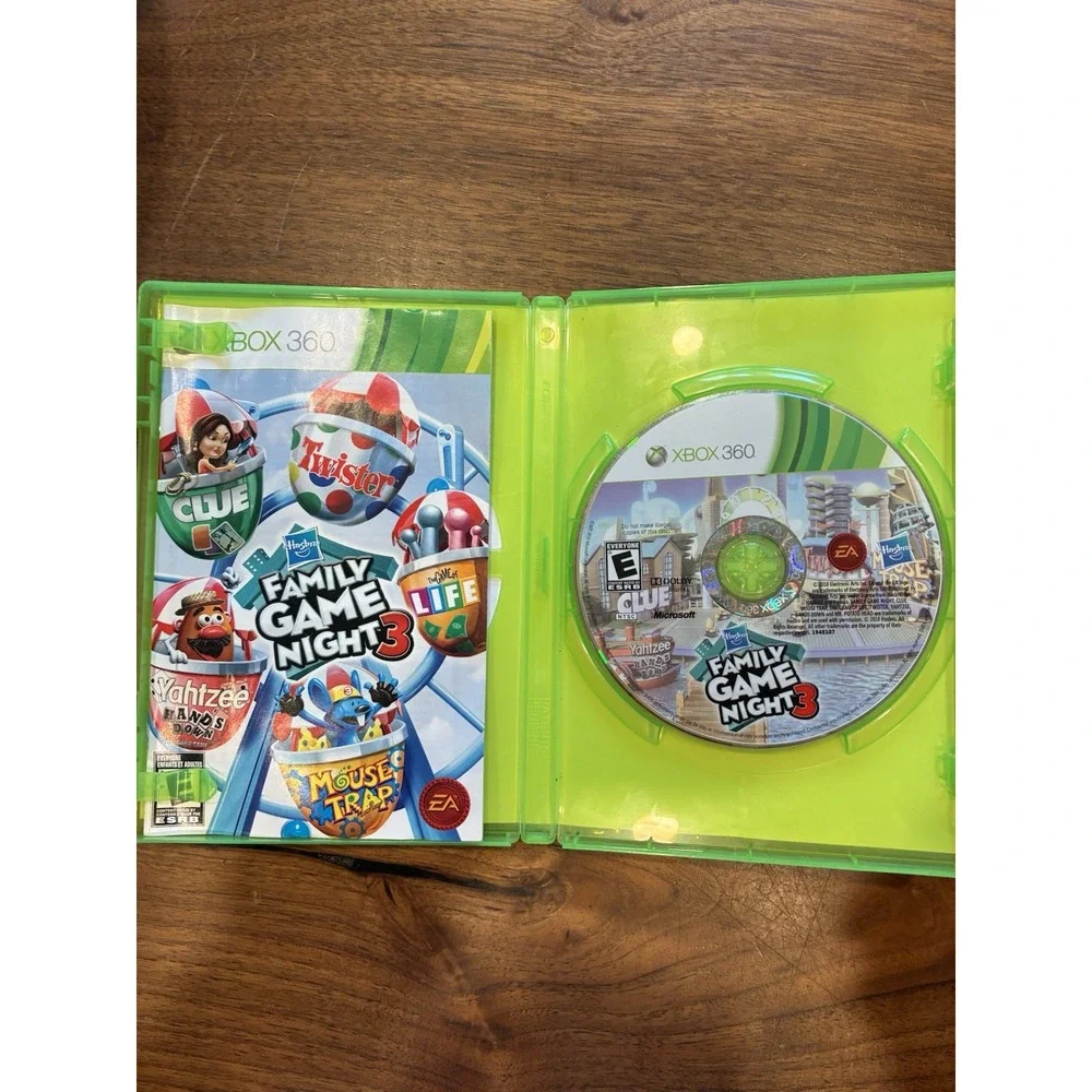 Hasbro Family Game Night 3 (Microsoft Xbox 360, 2010) Complete